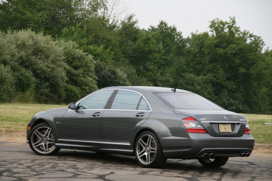  Mercedes-Benz S63 AMG 2008 года  (фото 6 из 42)